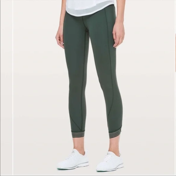 LULULEMON!! Find focus 7/8 25 size 6!! Deep Ivy - Picture 9 of 14